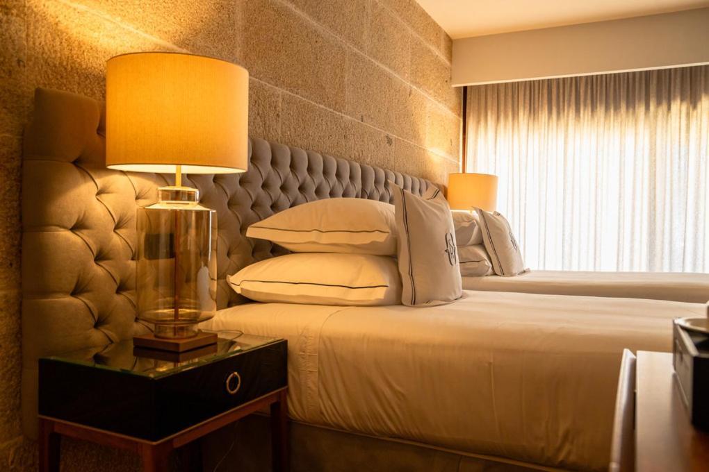 Solar Do Requeijo By Luna Hotels & Resorts Arcos de Valdevez Exterior photo A bedroom at the hotel